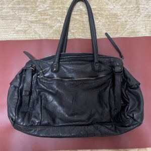 【エイジングレポート】トルネードマートのボストンバッグ 6年使用した牛革はギラギラした光沢に